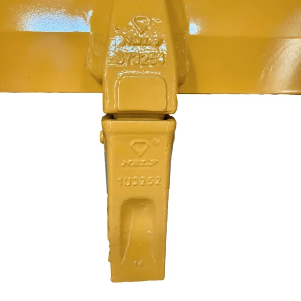 lyzka-do-koparki-PC130-standard-TKJ-Machinery-4 (1).webp
